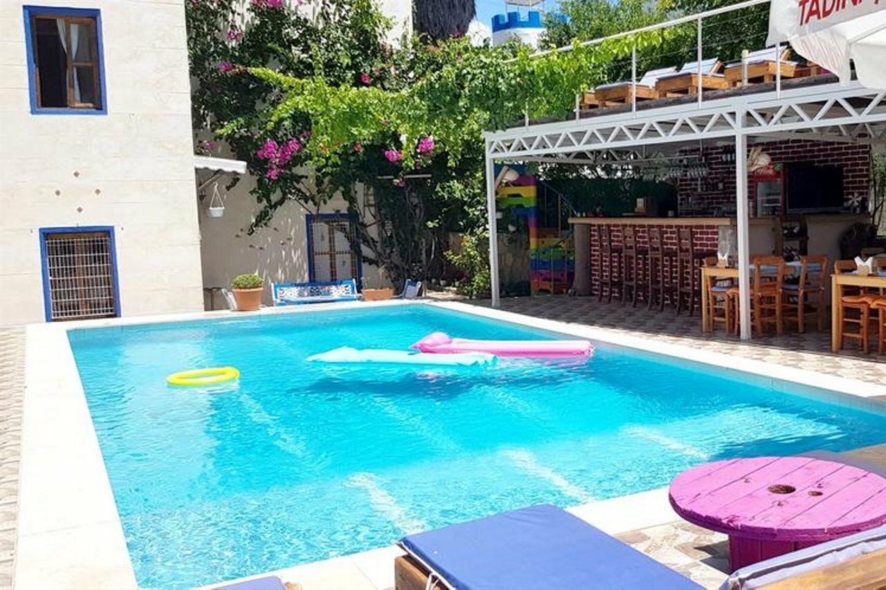 โรงแรมฮาคาน บิเตซ ภายนอก รูปภาพ